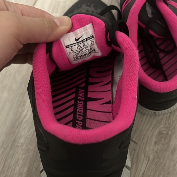 Nike free runners - Picture 3 of 3